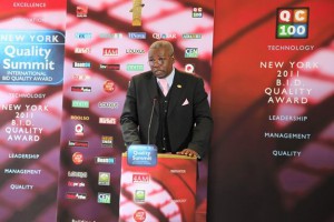 304147_260143934027332_1369824496_n 